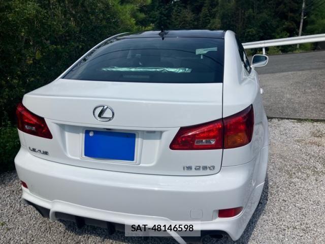 Lexus IS 2008-04 8315174-2