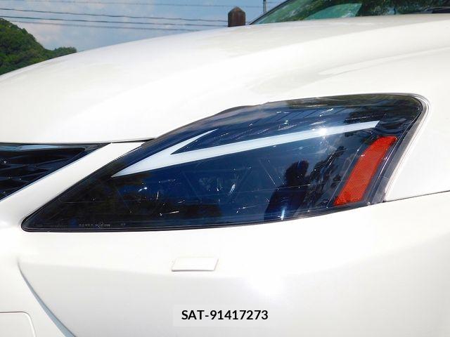 Lexus IS 2008-03 8336536-10
