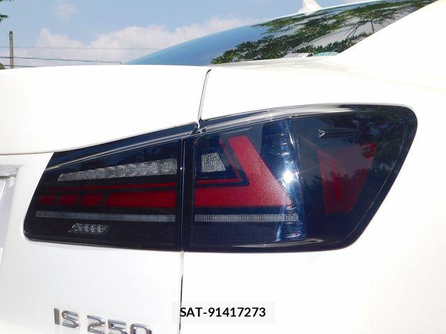 Lexus IS 2008-03 8336536-20