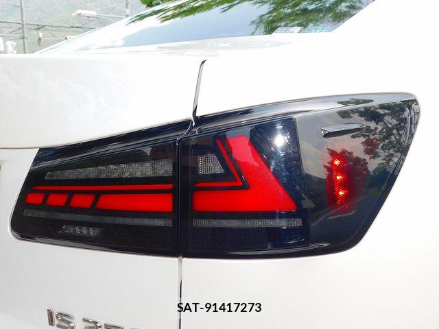 Lexus IS 2008-03 8336536-21