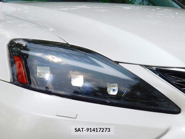 Lexus IS 2008-03 8336536-22