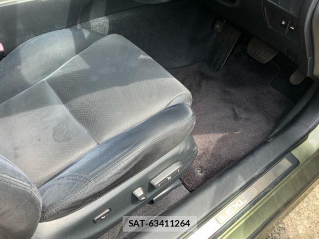 Lexus IS 2006-09 8366711-18