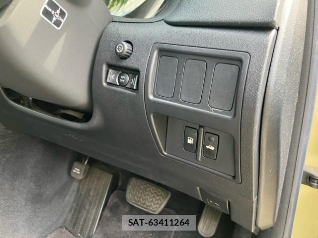 Lexus IS 2006-09 8366711-20