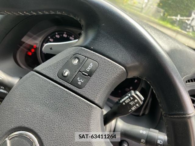 Lexus IS 2006-09 8366711-22