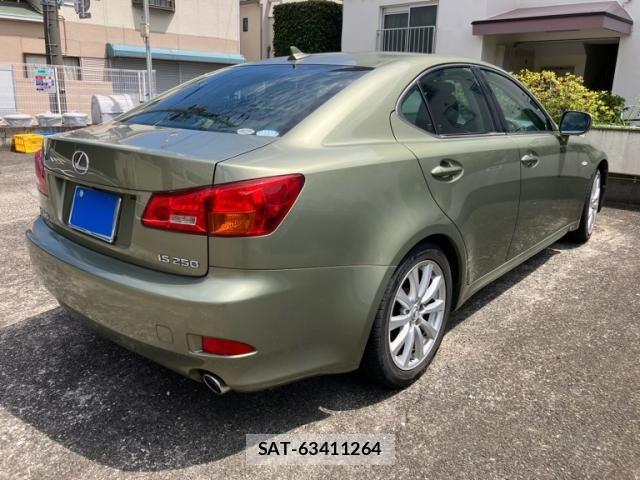 Lexus IS 2006-09 8366711-6