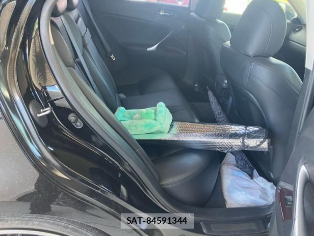 Lexus IS 2008-01 8366713-10