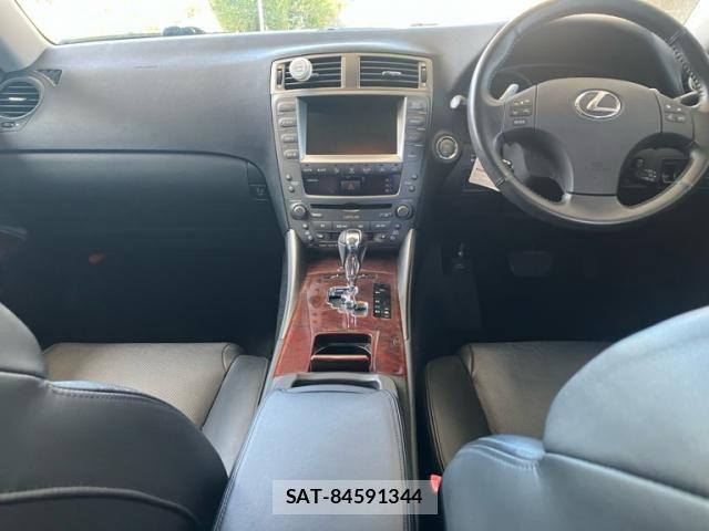 Lexus IS 2008-01 8366713-11