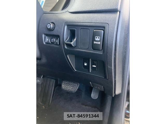 Lexus IS 2008-01 8366713-17