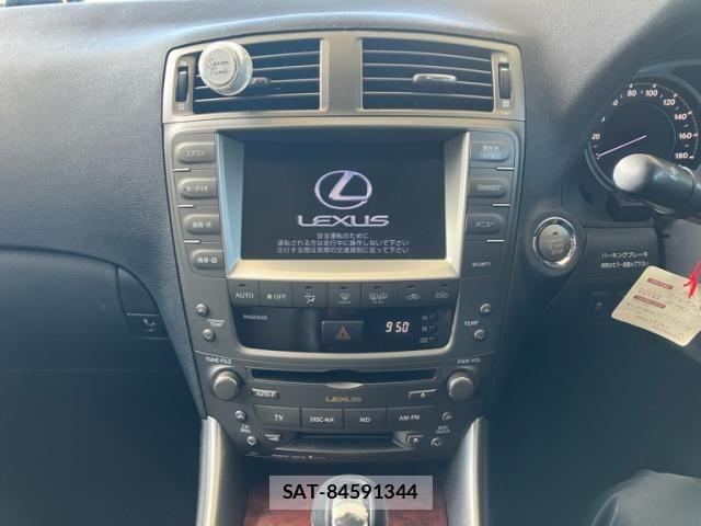 Lexus IS 2008-01 8366713-19