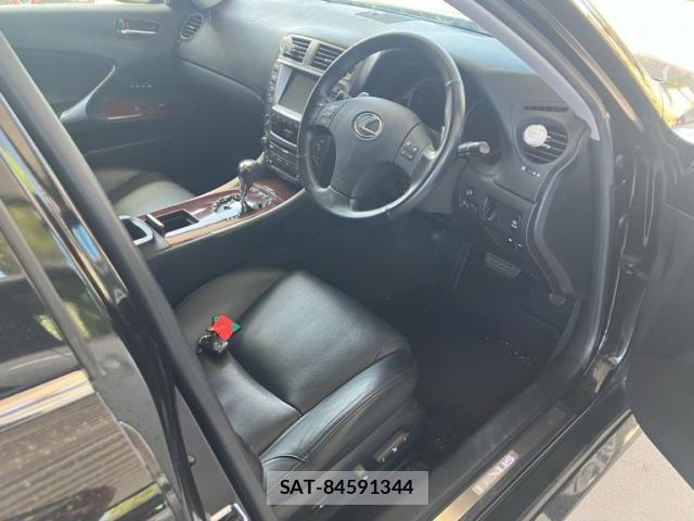 Lexus IS 2008-01 8366713-8