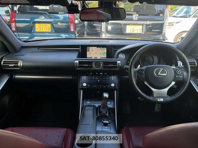 Lexus IS 2013-12 8413268-3