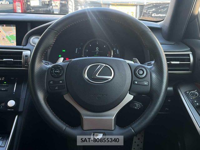 Lexus IS 2013-12 8413268-4