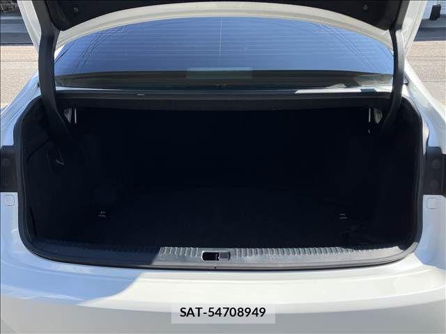 Lexus IS 2013-08 8485636-12