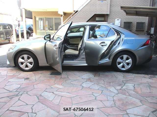 Lexus IS 2013-07 8525503-9