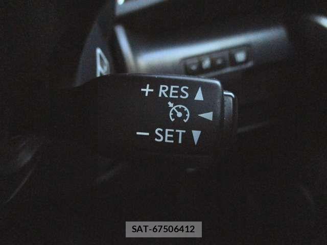 Lexus IS 2013-07 8525503-2