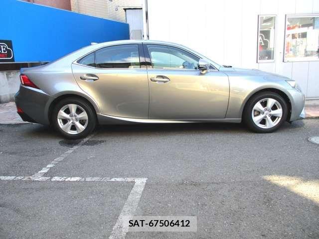 Lexus IS 2013-07 8525503-8