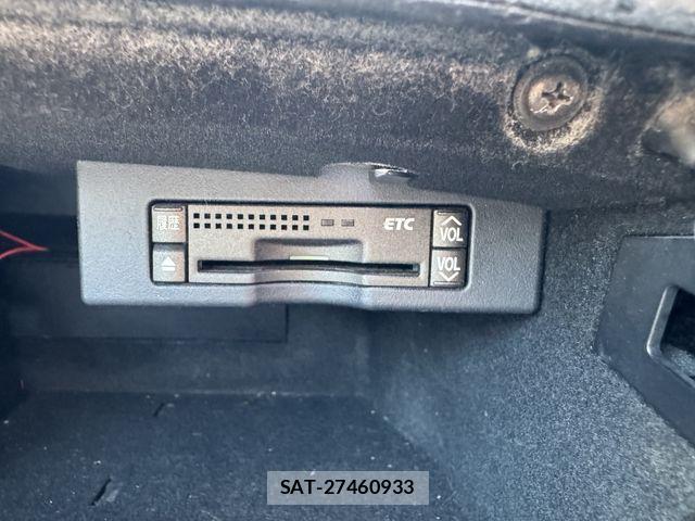 Lexus IS 2005-10 8562421-26