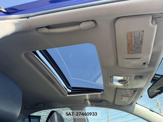 Lexus IS 2005-10 8562421-27