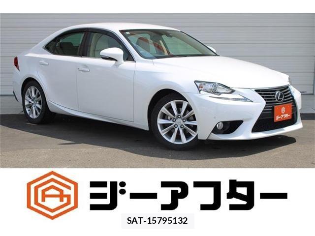 Lexus IS 2013-10 8562425-0