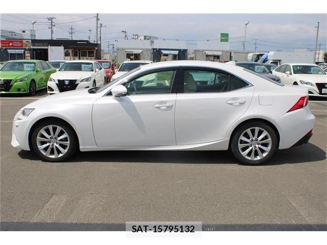 Lexus IS 2013-10 8562425-13