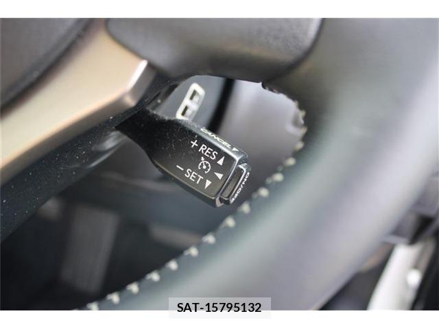 Lexus IS 2013-10 8562425-5