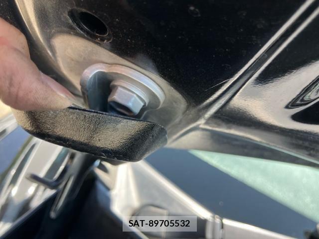 Lexus IS 2006-10 8562424-18