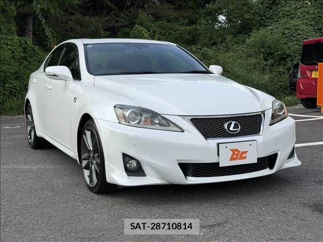 Lexus IS 2011-10 8627465-4