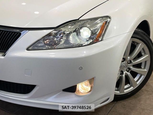Lexus IS 2007-11 8627464-11