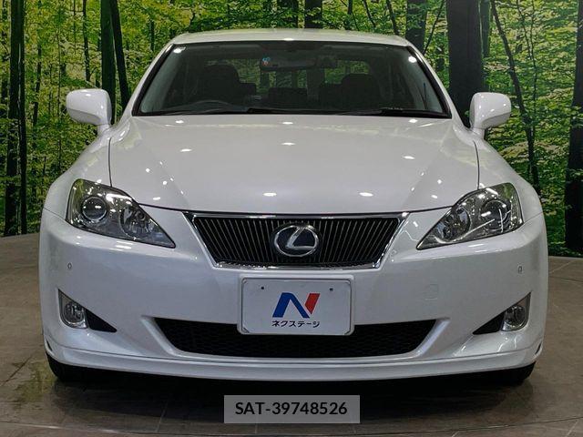 Lexus IS 2007-11 8627464-13