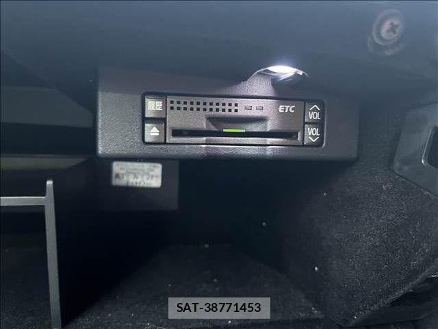 Lexus IS 2008-03 8666389-19