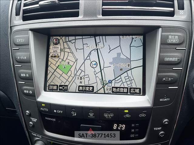 Lexus IS 2008-03 8666389-8