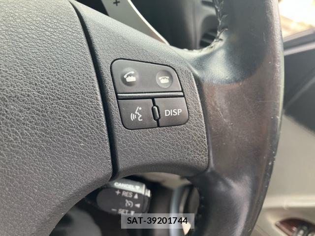 Lexus IS 2006-01 8666391-15