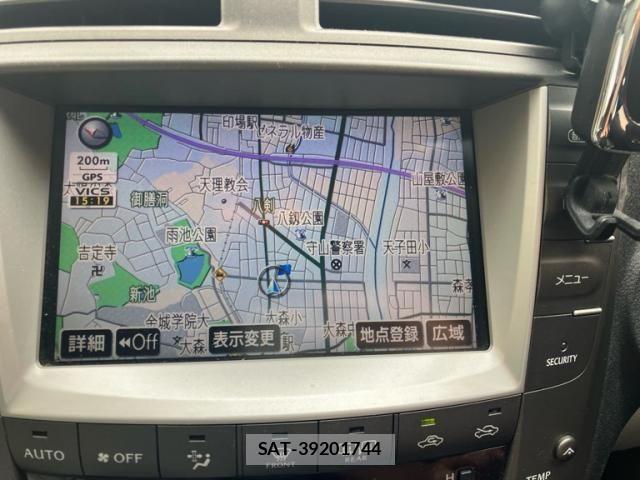 Lexus IS 2006-01 8666391-19