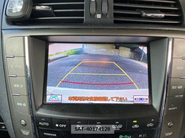Lexus IS 2012-09 8743396-19