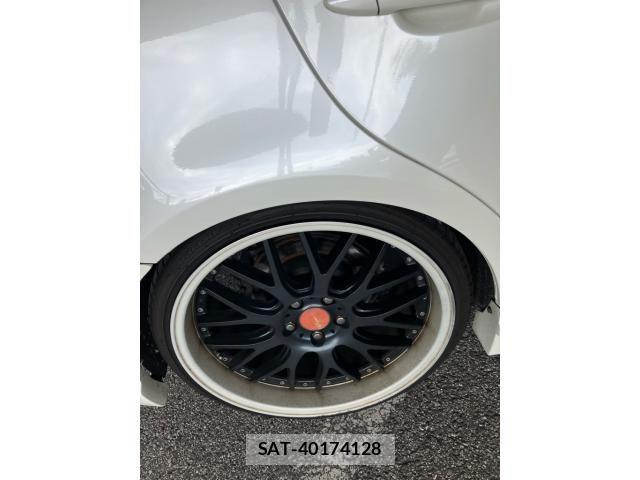 Lexus IS 2012-09 8743396-7