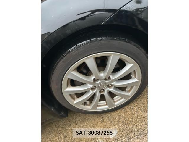 Lexus IS 2008-02 8743399-4