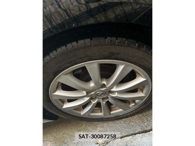 Lexus IS 2008-02 8743399-6