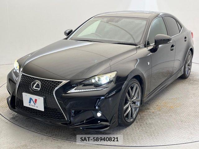 Lexus IS 2013-05 8743394-2