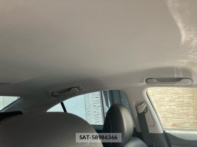 Lexus IS 2011-07 8780845-15
