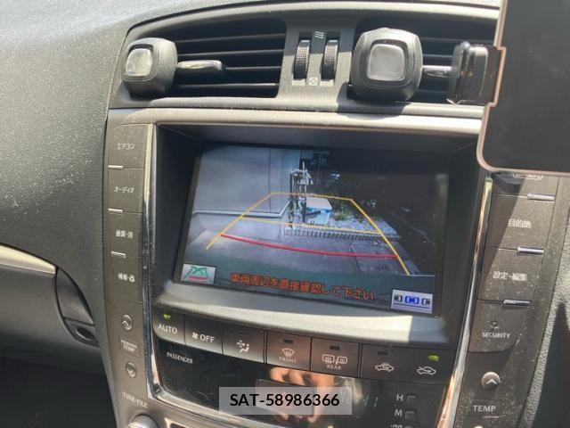 Lexus IS 2011-07 8780845-23