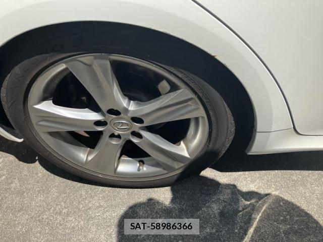 Lexus IS 2011-07 8780845-7