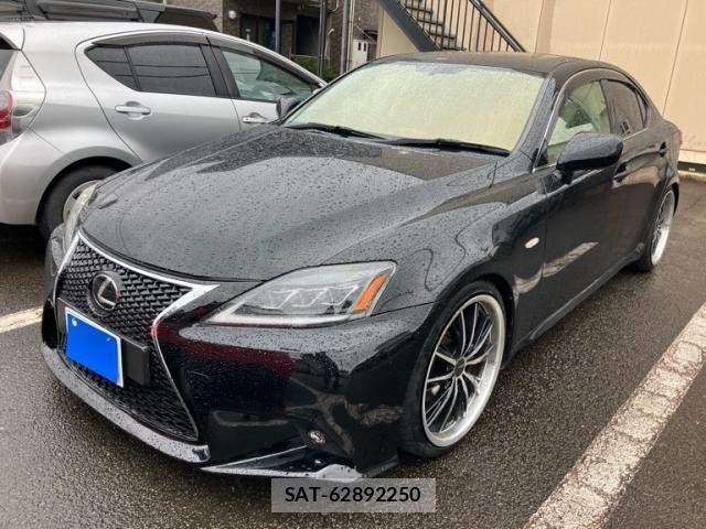 Lexus IS 2006-01 8829940-1