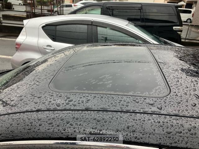 Lexus IS 2006-01 8829940-4