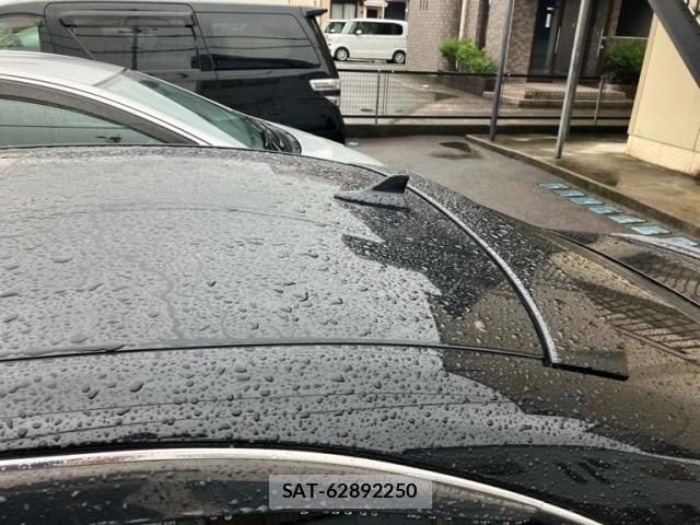 Lexus IS 2006-01 8829940-5