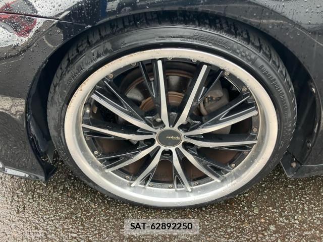 Lexus IS 2006-01 8829940-6