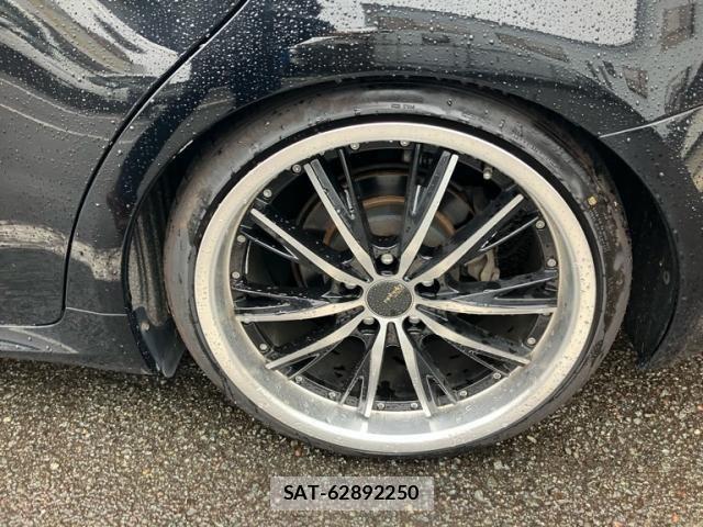 Lexus IS 2006-01 8829940-7