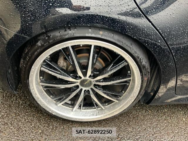 Lexus IS 2006-01 8829940-8