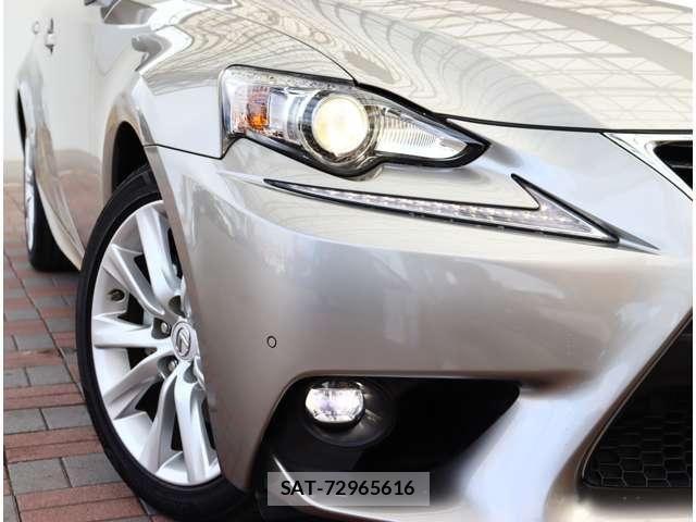 Lexus IS 2014-07 8880489-8