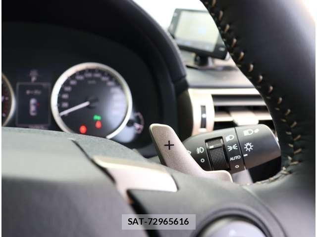Lexus IS 2014-07 8880489-16