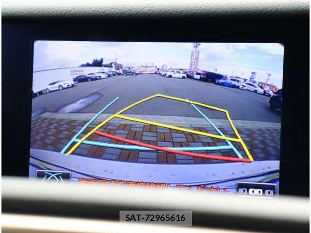 Lexus IS 2014-07 8880489-18